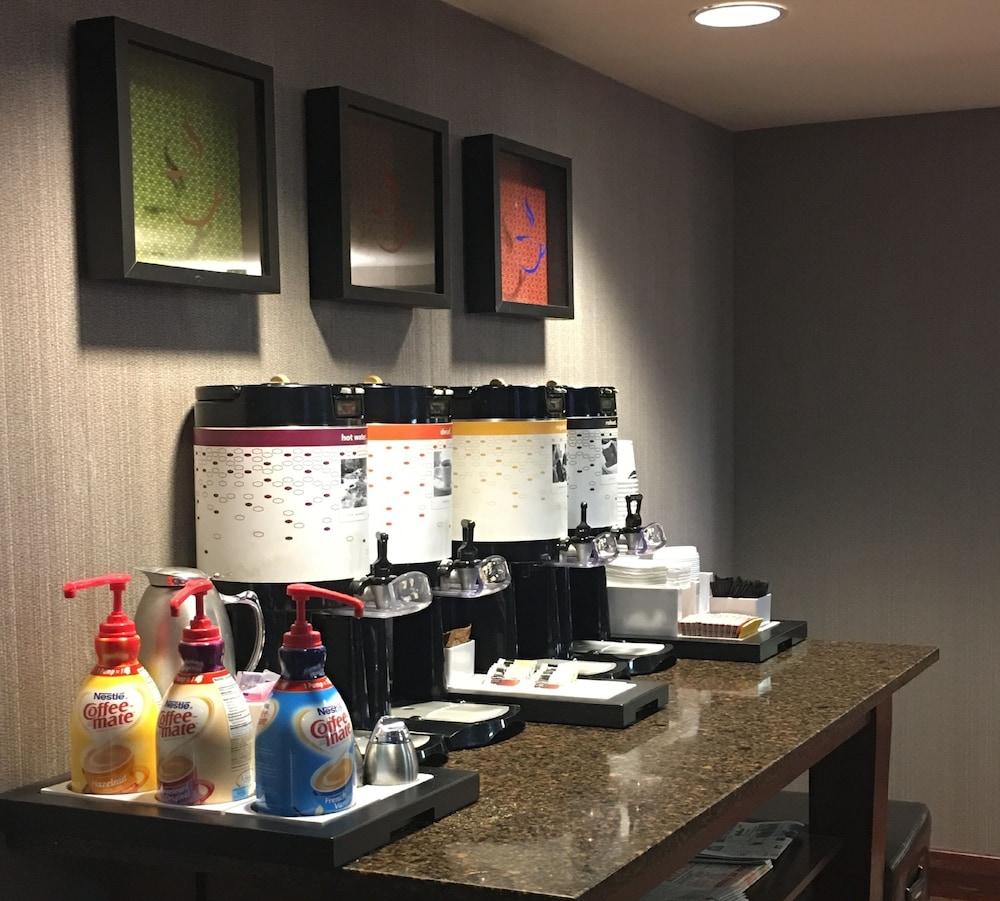 Hampton Inn Dubuque Zewnętrze zdjęcie