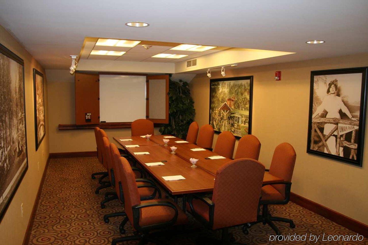 Hampton Inn Dubuque Zaplecze biznesowe zdjęcie