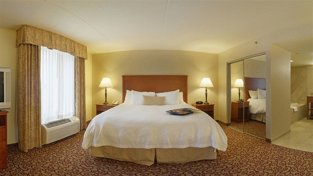 Hampton Inn Dubuque Zewnętrze zdjęcie