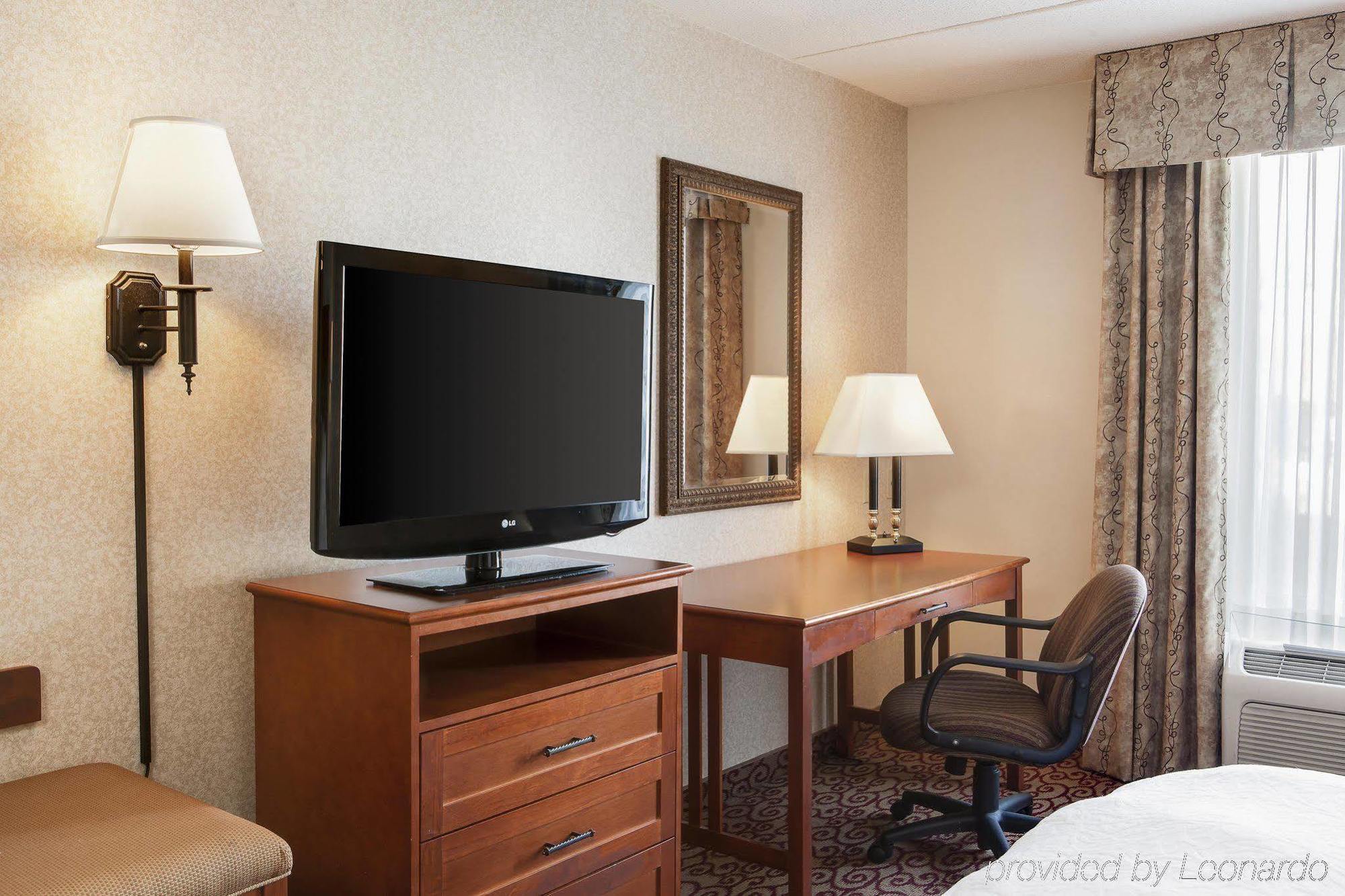 Hampton Inn Dubuque Zewnętrze zdjęcie