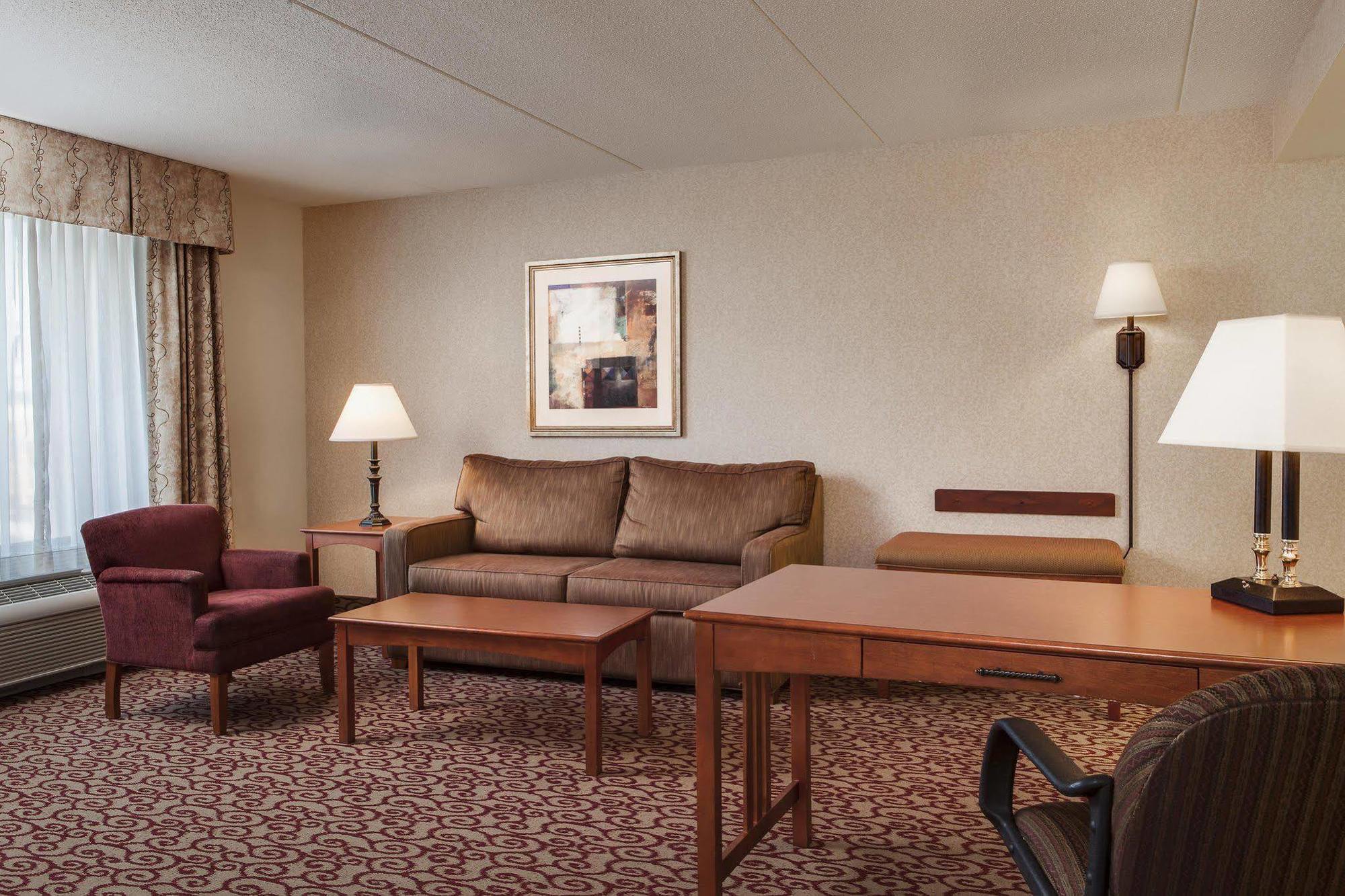 Hampton Inn Dubuque Zewnętrze zdjęcie